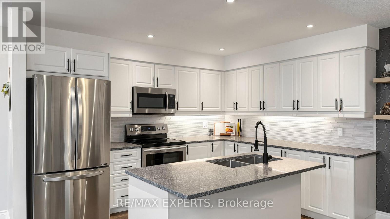7 Warbrick Lane, Caledon, Ontario  L7E 1G3 - Photo 12 - W13118318