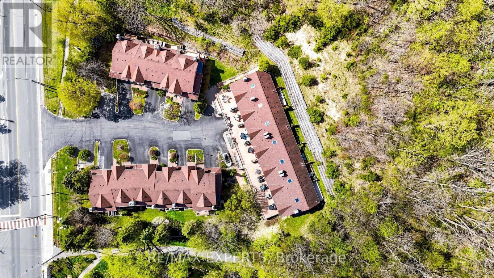 7 Warbrick Lane, Caledon, Ontario  L7E 1G3 - Photo 36 - W13118318