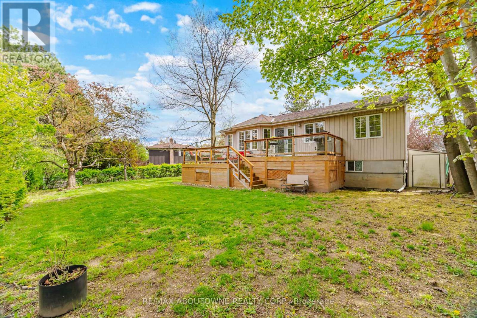 41 Plainsman Road, Mississauga, Ontario  L5N 1C4 - Photo 49 - W13118322