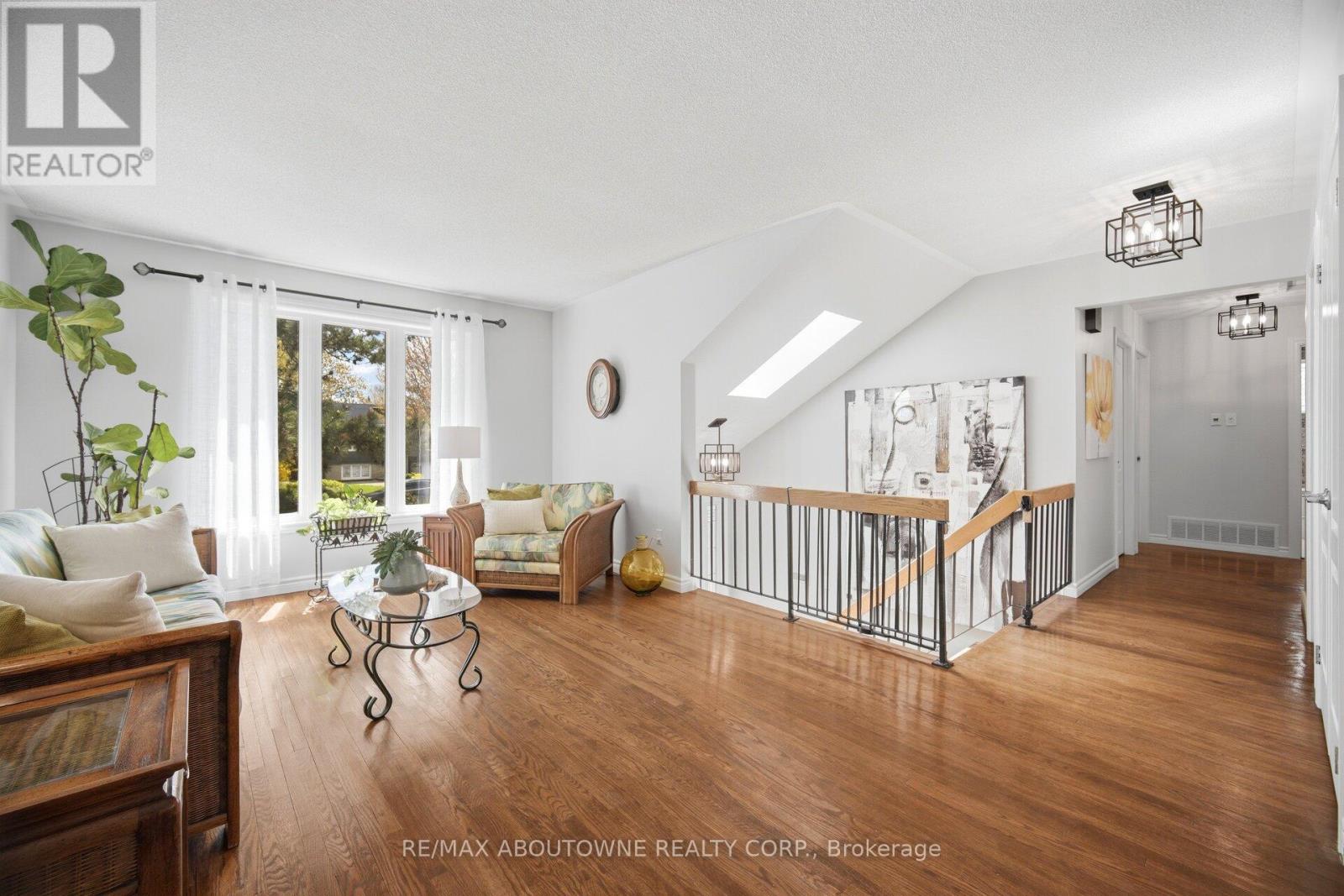 41 Plainsman Road, Mississauga, Ontario  L5N 1C4 - Photo 8 - W13118322