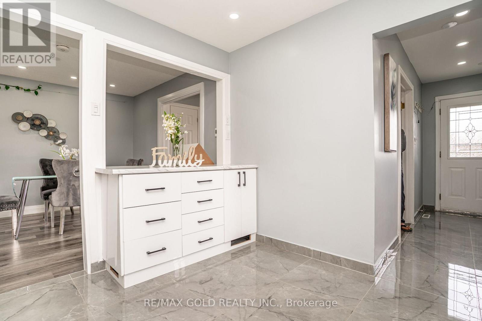 33 Garside Crescent, Brampton, Ontario  L6S 1H5 - Photo 15 - W13118328
