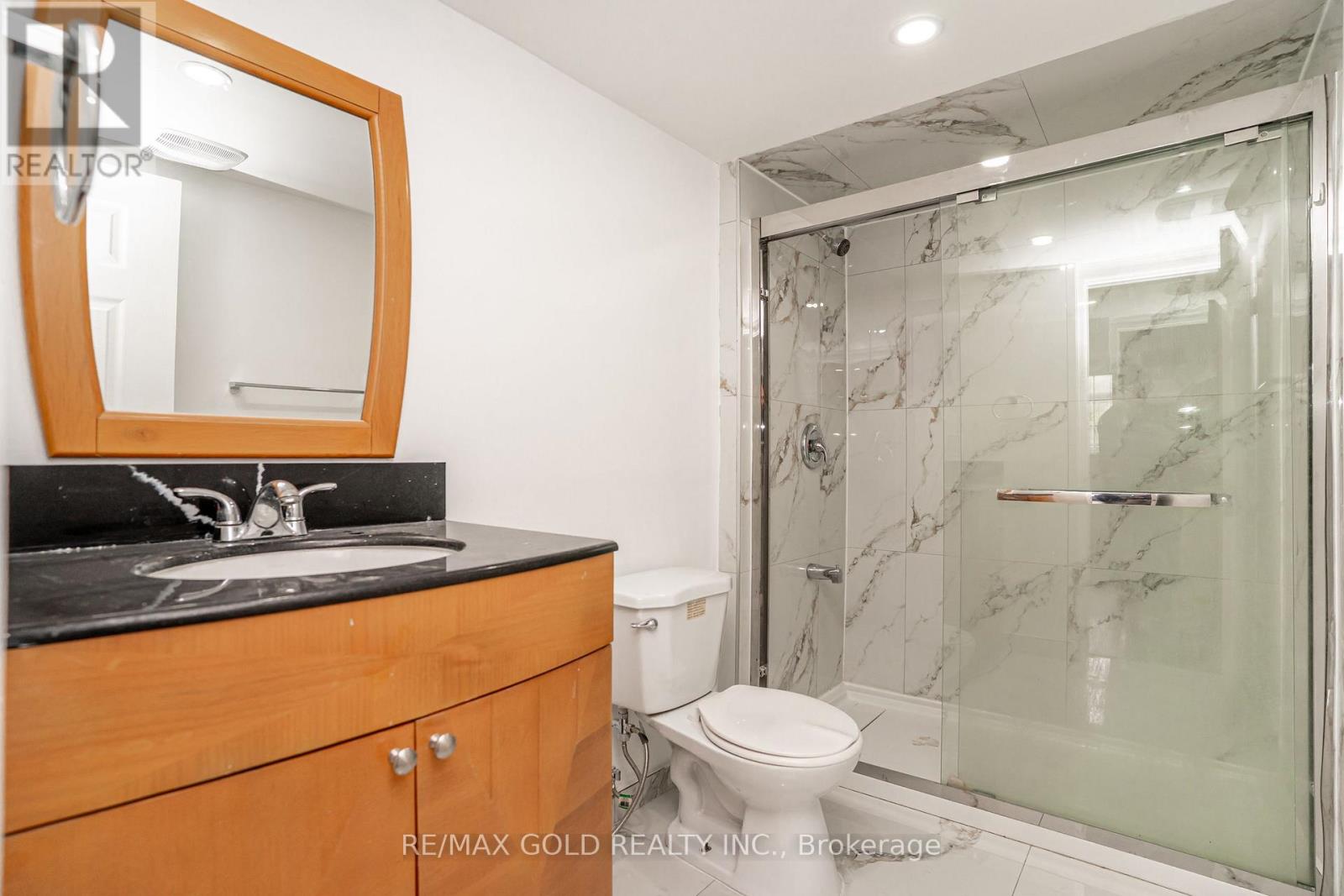 33 Garside Crescent, Brampton, Ontario  L6S 1H5 - Photo 33 - W13118328