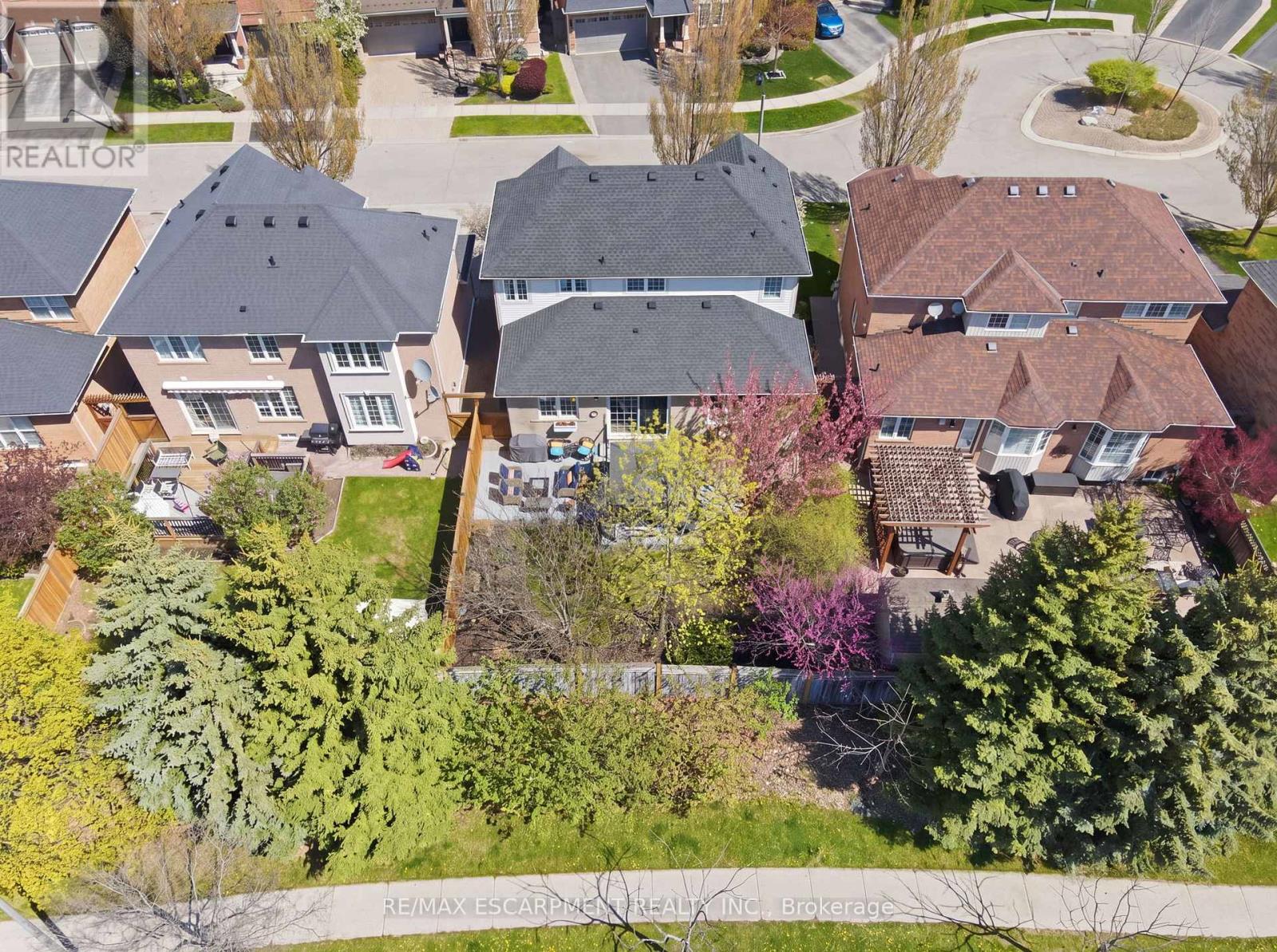 2456 Pebblestone Court, Oakville, Ontario  L6M 4C4 - Photo 43 - W13118378