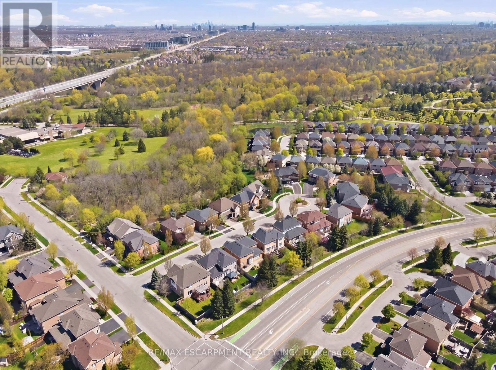 2456 Pebblestone Court, Oakville, Ontario  L6M 4C4 - Photo 46 - W13118378