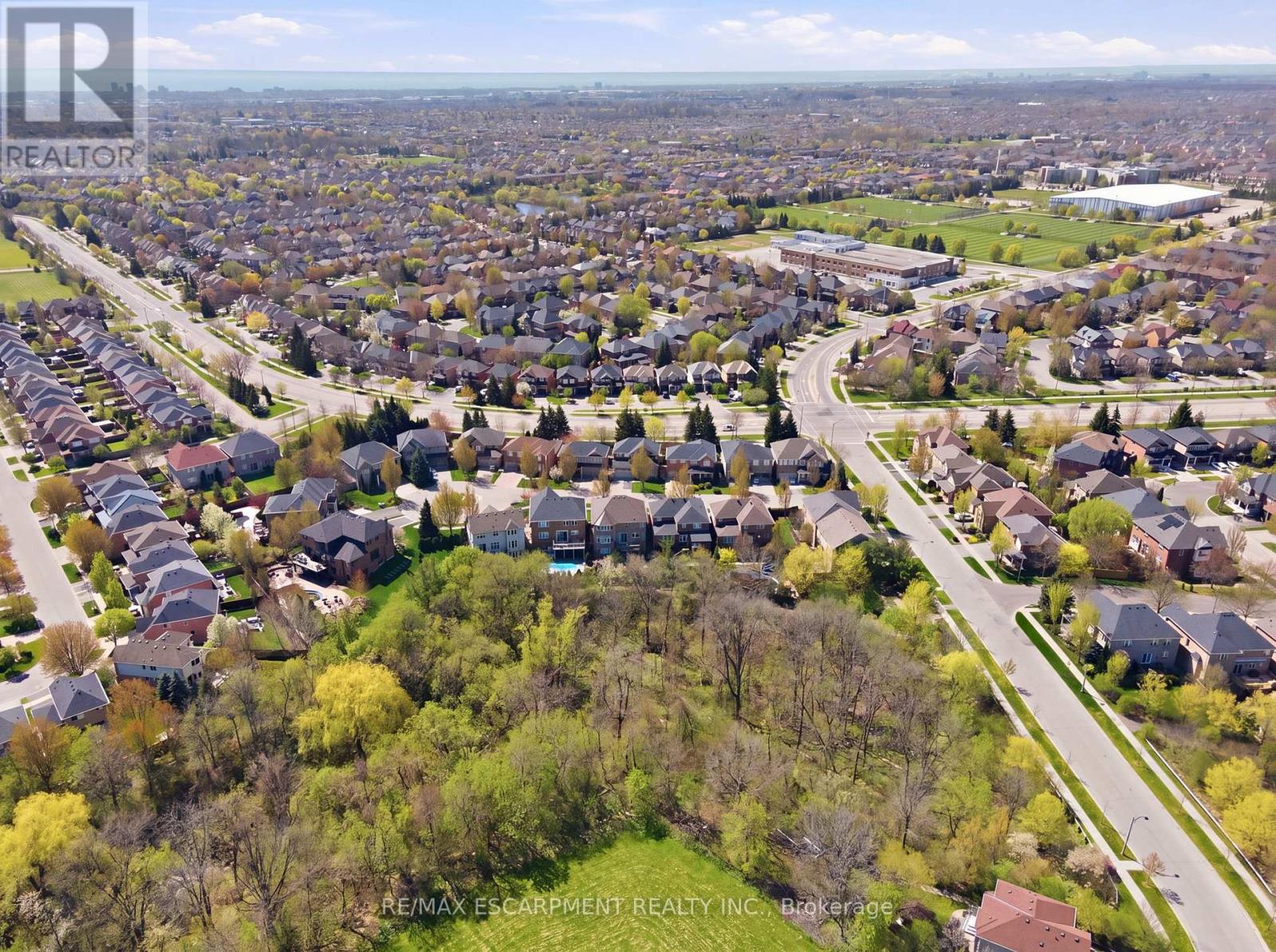 2456 Pebblestone Court, Oakville, Ontario  L6M 4C4 - Photo 48 - W13118378