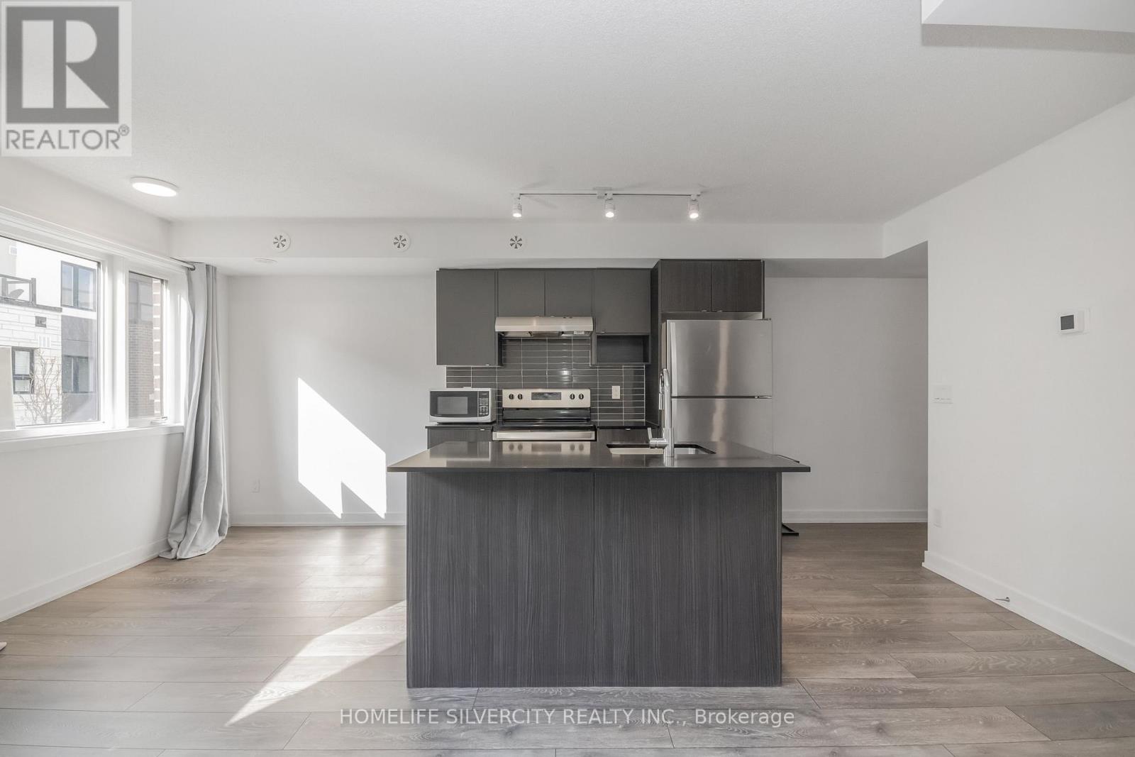 712 - 1131 Cooke Boulevard, Burlington, Ontario  L7T 0C3 - Photo 11 - W13118384
