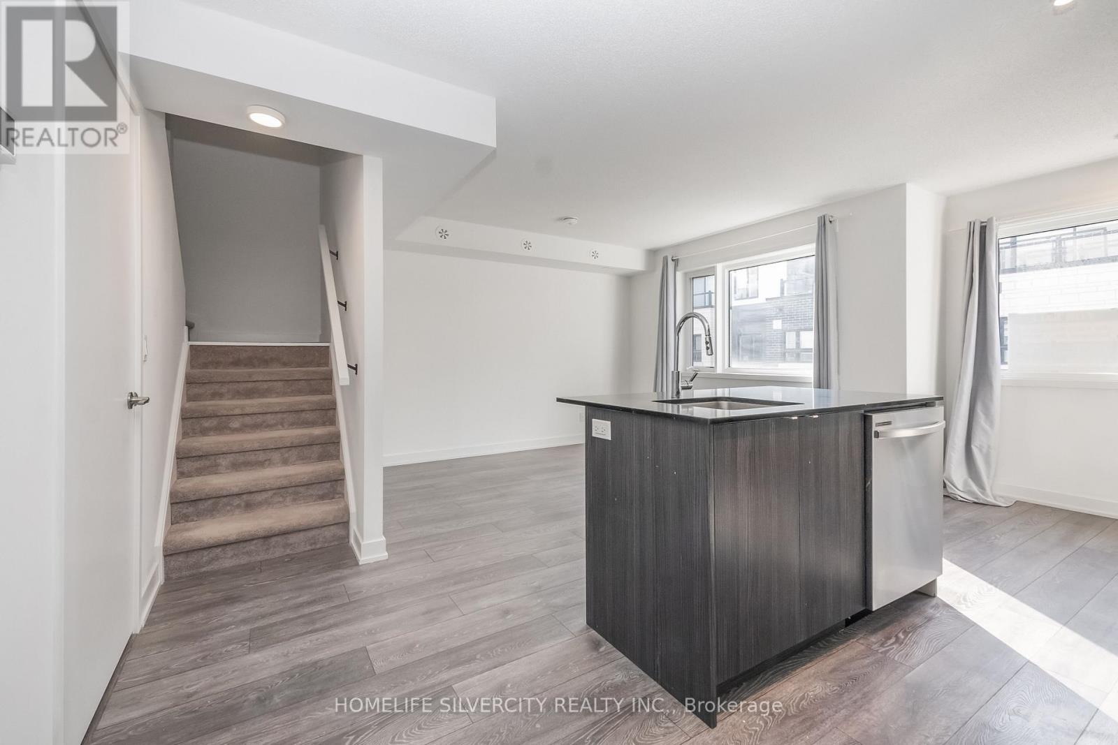 712 - 1131 Cooke Boulevard, Burlington, Ontario  L7T 0C3 - Photo 9 - W13118384