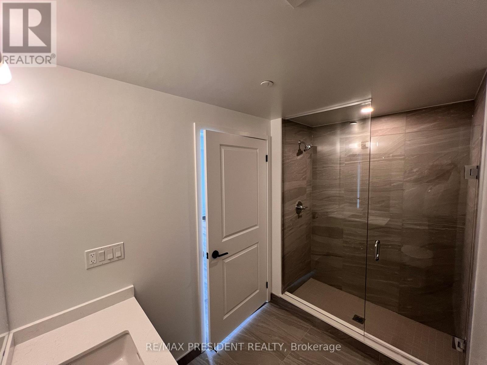 1409 - 2075 Lakeshore Road, Burlington, Ontario  L7R 1E2 - Photo 5 - W13118408