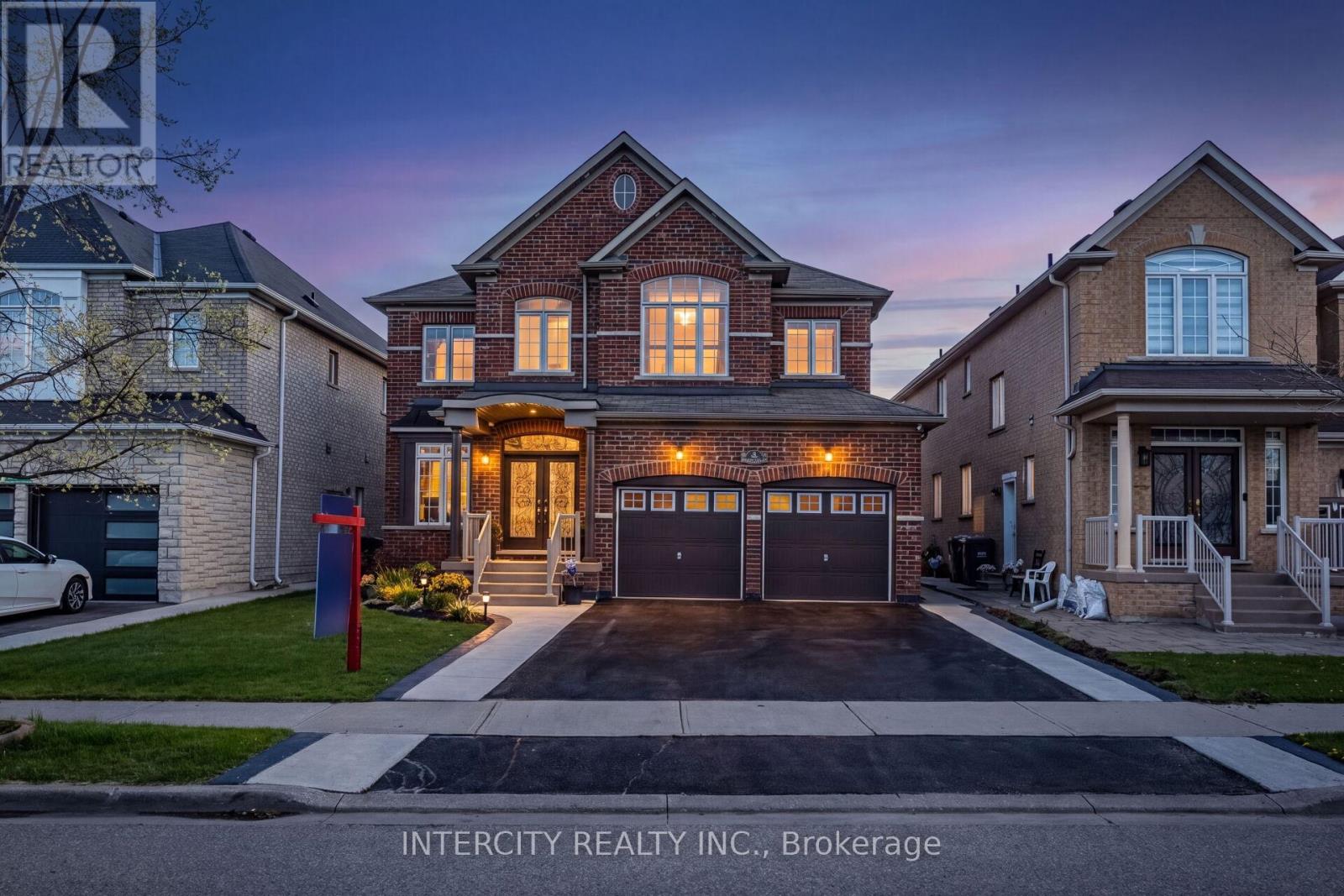 6 Constance Street, Brampton, Ontario  L6P 3G4 - Photo 1 - W13118410