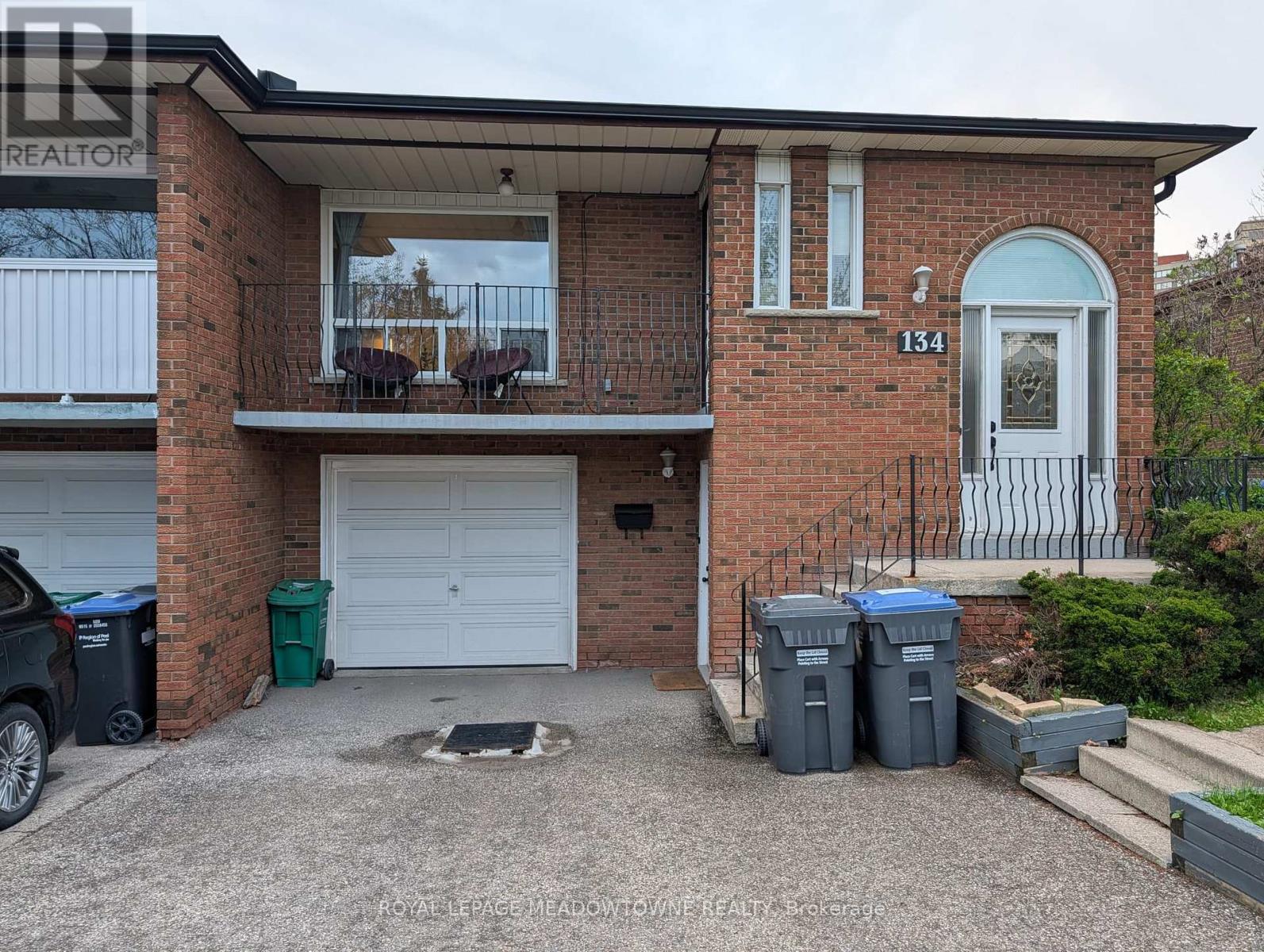 134 Chalfield Lane, Mississauga, Ontario  L4Z 1L2 - Photo 1 - W13118424