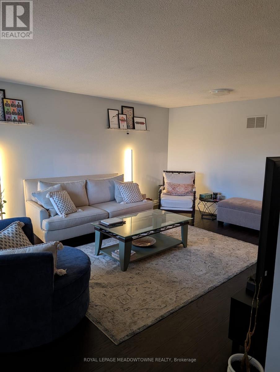 134 Chalfield Lane, Mississauga, Ontario  L4Z 1L2 - Photo 4 - W13118424
