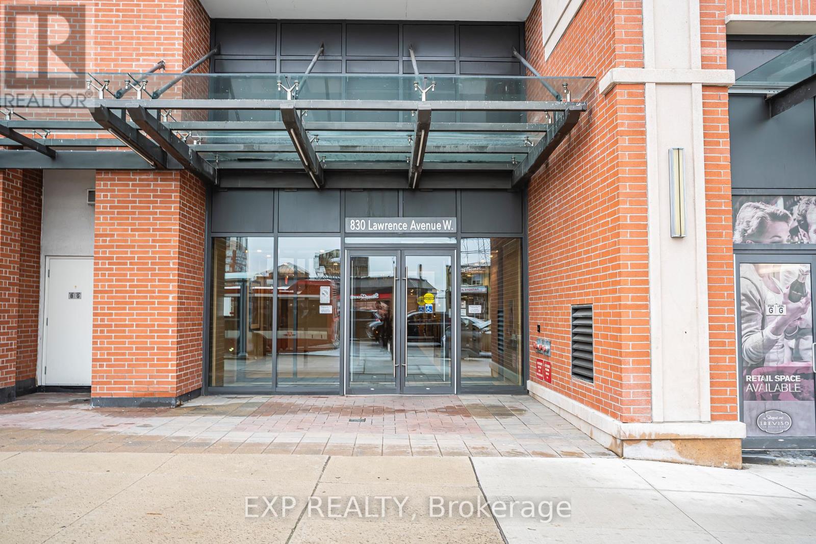 729 - 830 Lawrence Avenue W, Toronto, Ontario  M6A 0A2 - Photo 2 - W13118472