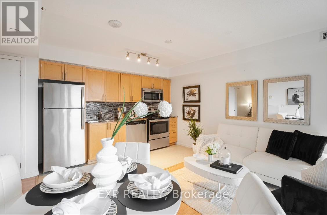 729 - 830 Lawrence Avenue W, Toronto, Ontario  M6A 0A2 - Photo 5 - W13118472