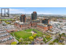 729 - 830 LAWRENCE AVENUE W, Toronto, Ontario