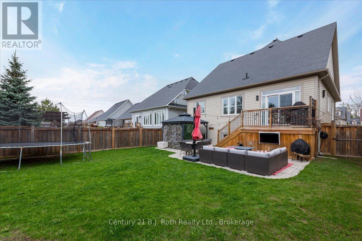 40 Grand Poplar Lane, Wasaga Beach, Ontario  L9Z 0E2 - Photo 31 - S13095412