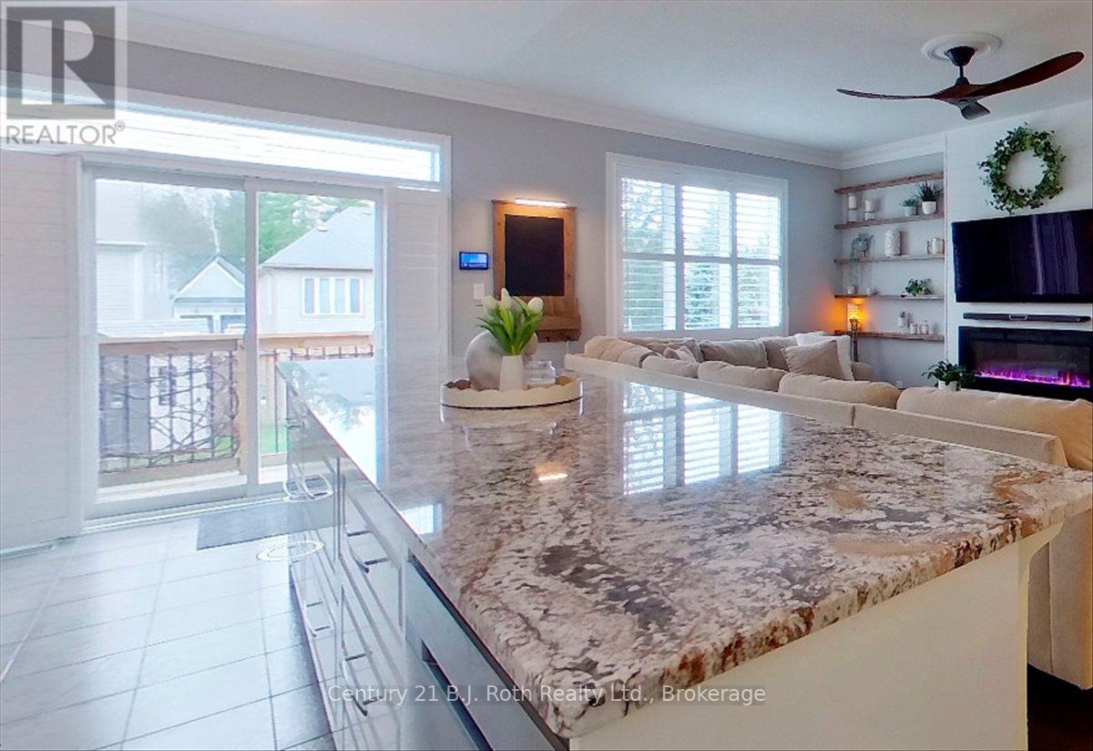 40 Grand Poplar Lane, Wasaga Beach, Ontario  L9Z 0E2 - Photo 7 - S13095412