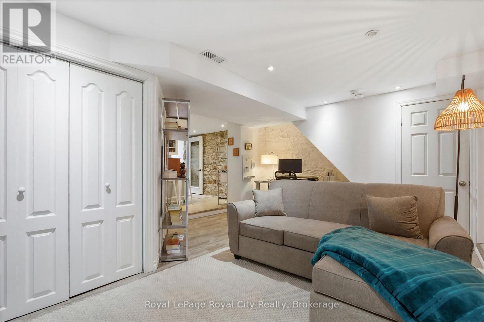 6 Glasgow Street S, Guelph, Ontario  N1H 4T5 - Photo 40 - X13062368