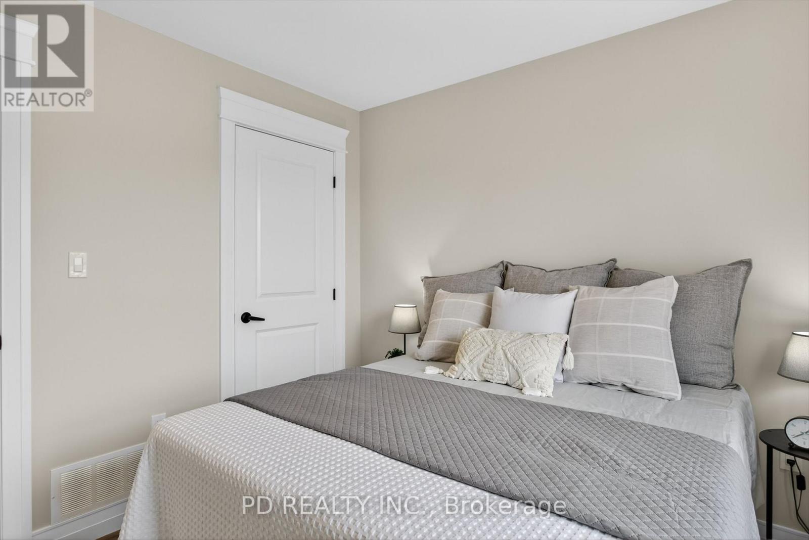 934 Mount Pleasant Road, Cavan Monaghan, Ontario  L0A 1C0 - Photo 22 - X12953316
