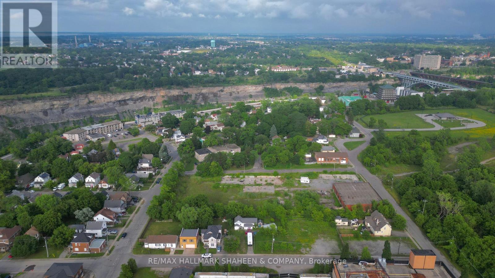 4415 Buttrey Street, Niagara Falls, Ontario  L2E 2X2 - Photo 11 - X13118236