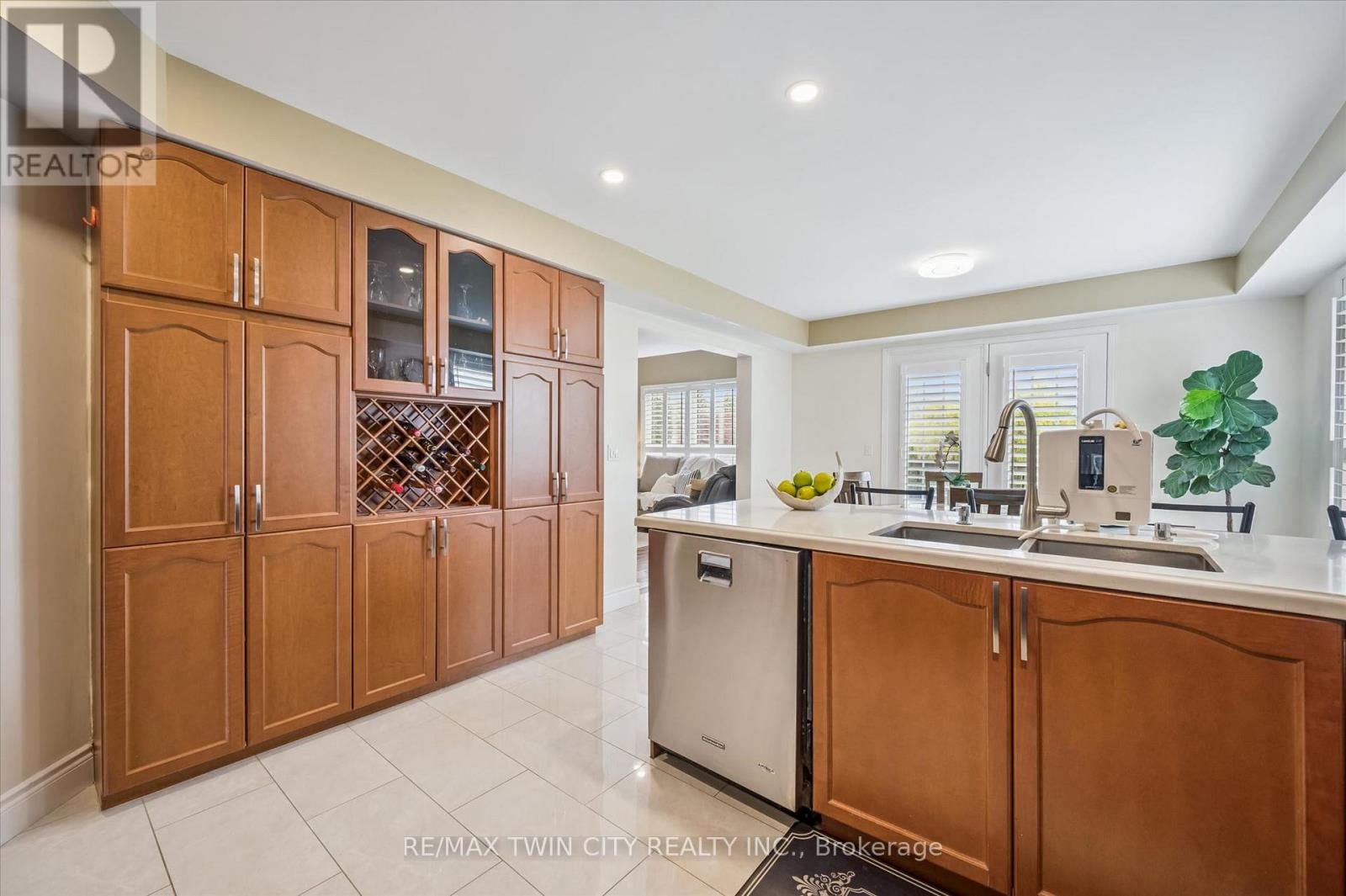 96 Hay Crescent, Cambridge, Ontario  N1P 1H7 - Photo 11 - X13118274