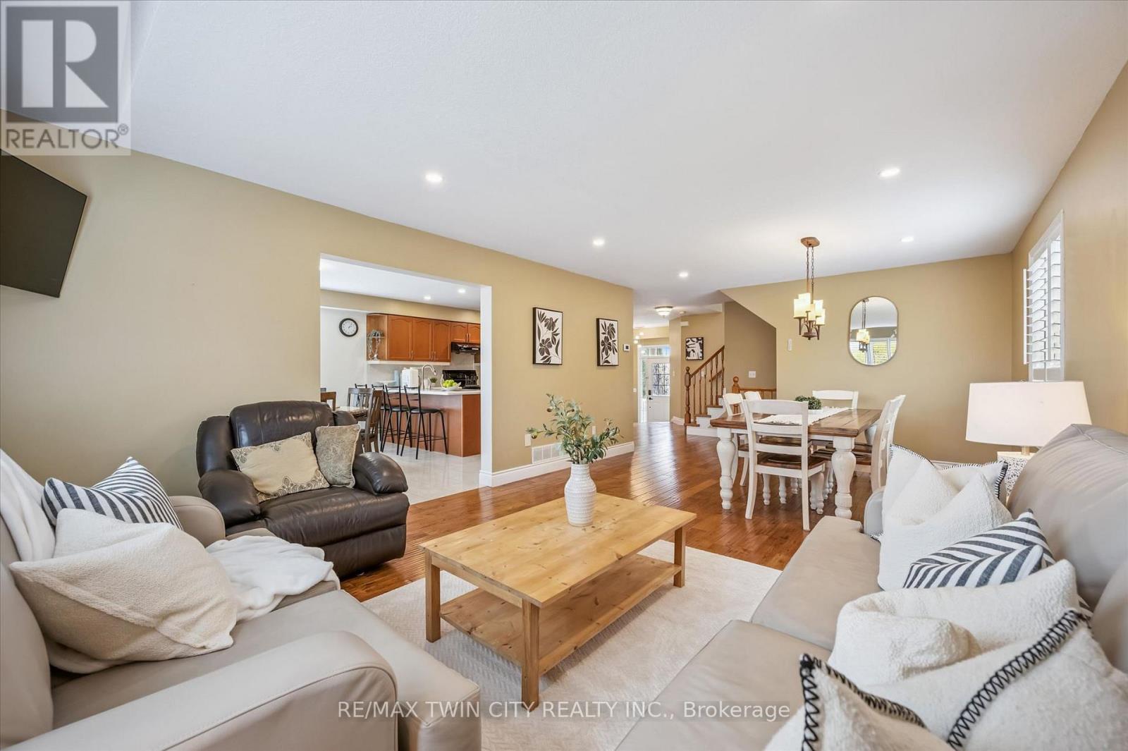 96 Hay Crescent, Cambridge, Ontario  N1P 1H7 - Photo 8 - X13118274