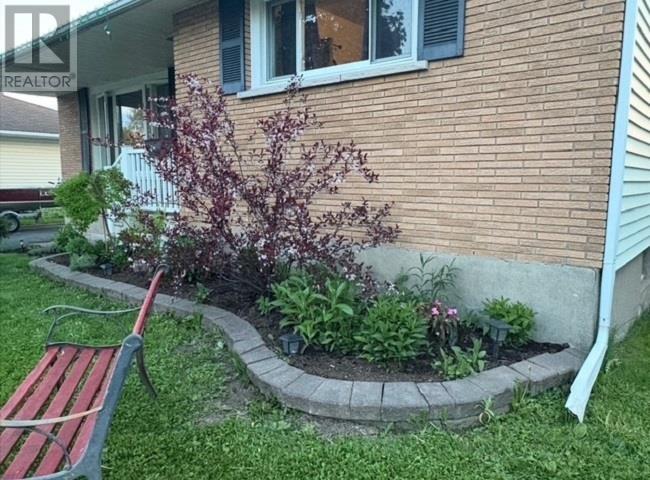 17 Cartier St, Sault Ste. Marie, Ontario  P6B 3K1 - Photo 27 - SM260907