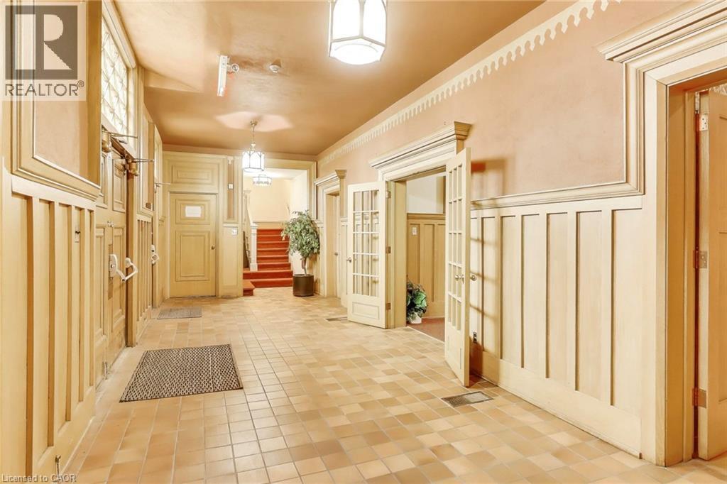 200 Main Street E, Hamilton, Ontario  L8N 1H3 - Photo 4 - 40829574
