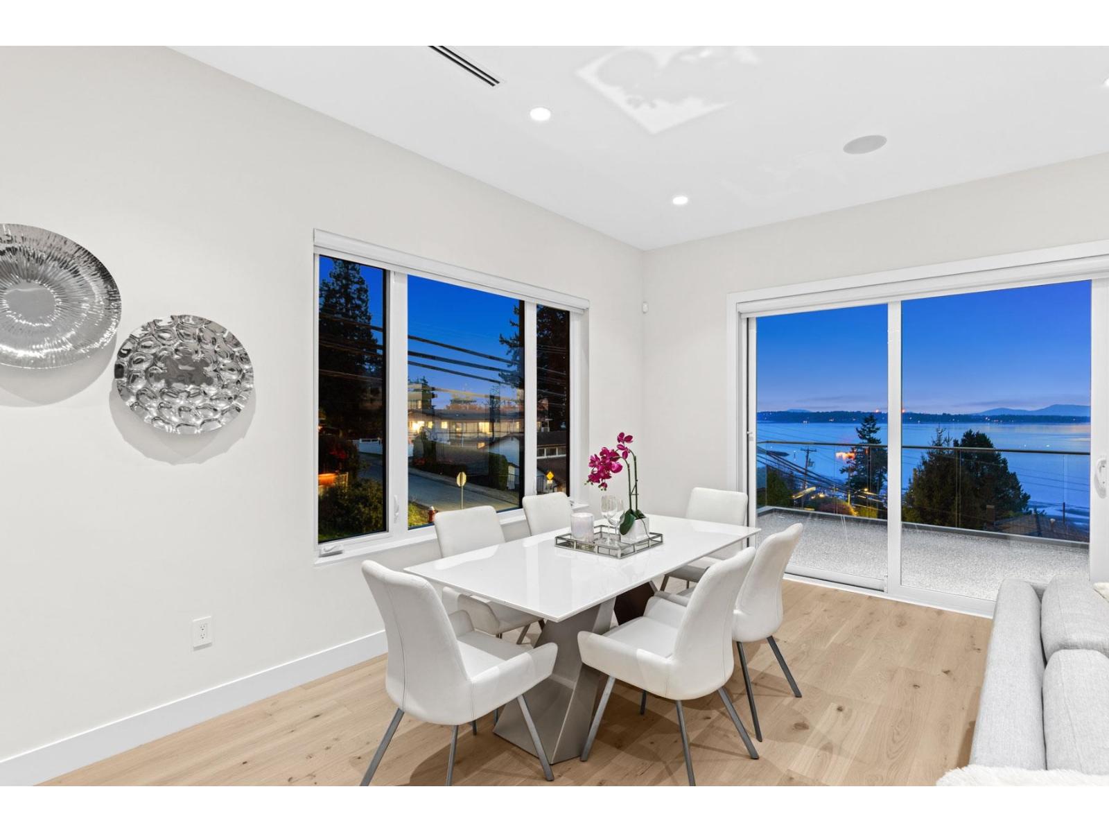 14799 Oxenham Avenue, White Rock, British Columbia  V4B 2H8 - Photo 9 - R3089965