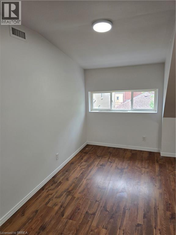 42 Sheridan Street Unit# Upper, Brantford, Ontario  N3T 2P9 - Photo 10 - 40829521