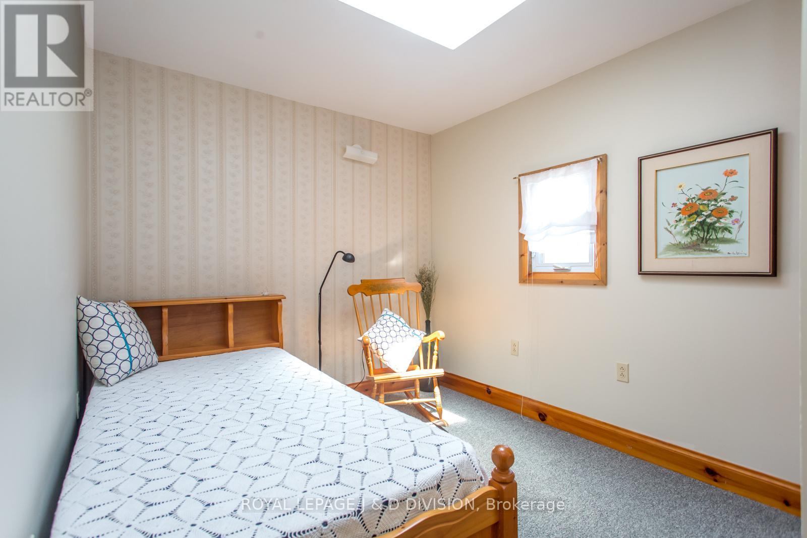 20 Glasgow Avenue, Toronto, Ontario  M1K 1C1 - Photo 26 - E13118088