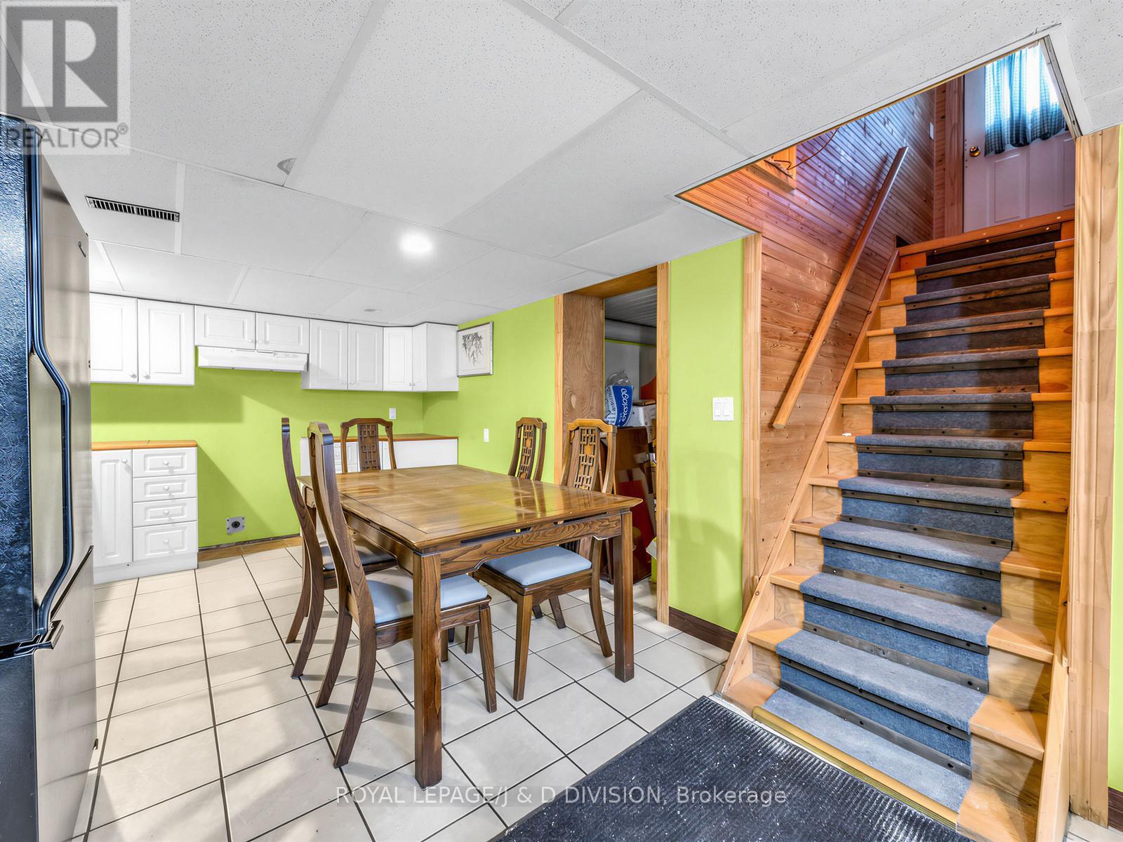 20 Glasgow Avenue, Toronto, Ontario  M1K 1C1 - Photo 17 - E13118088
