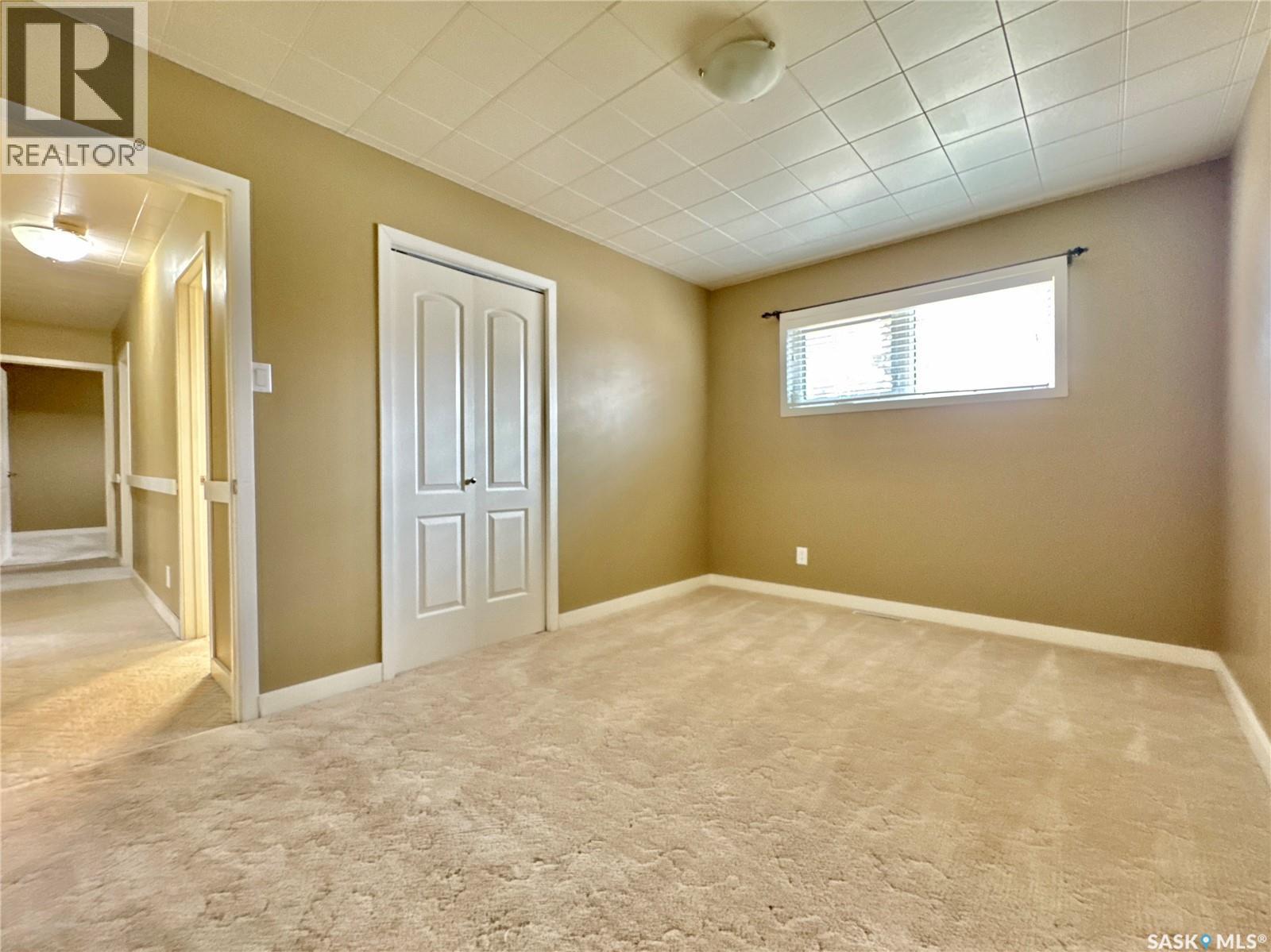 5 Crestwood Crescent, Yorkton, Saskatchewan  S3N 2P2 - Photo 17 - SK035677