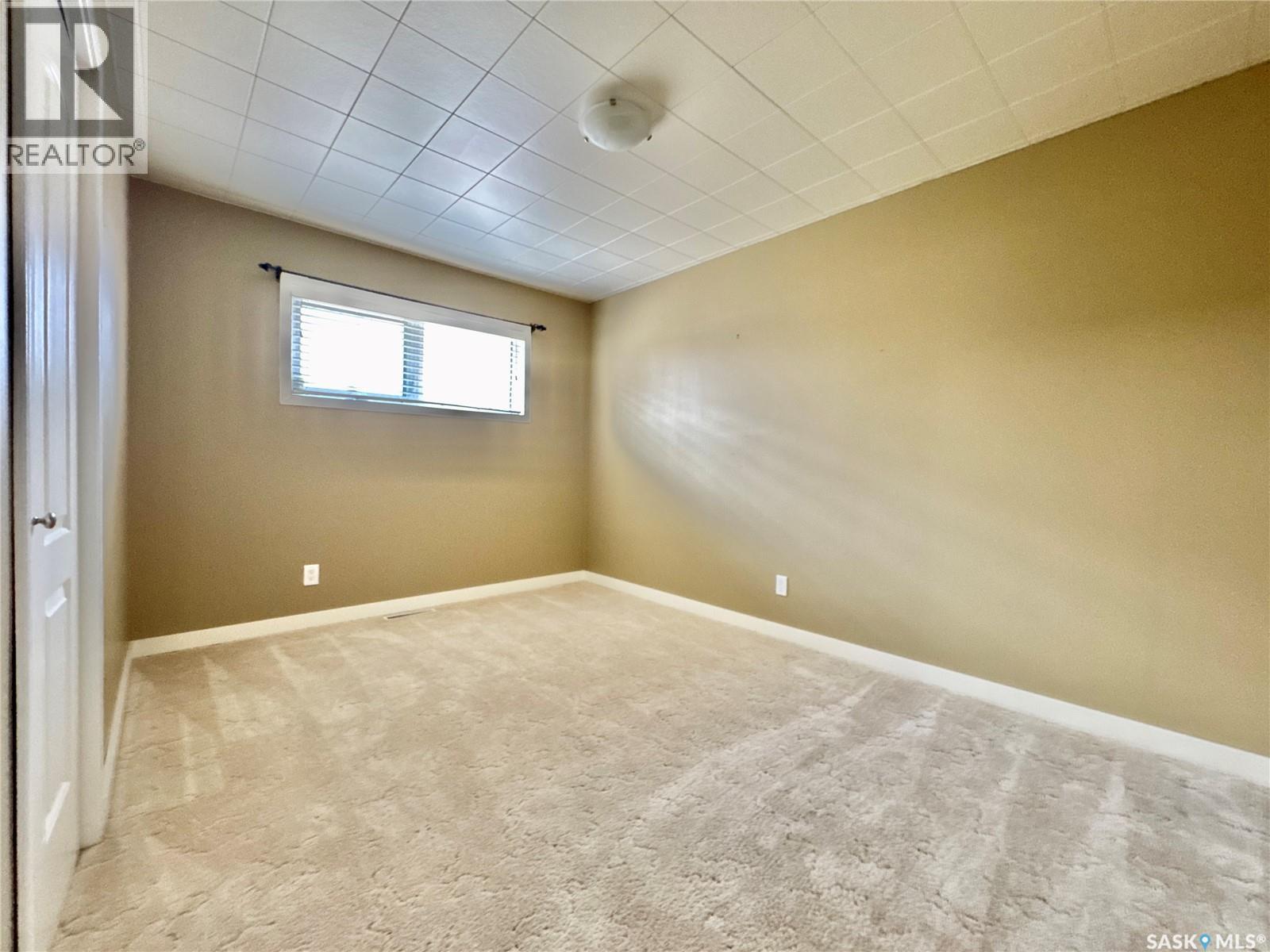 5 Crestwood Crescent, Yorkton, Saskatchewan  S3N 2P2 - Photo 18 - SK035677