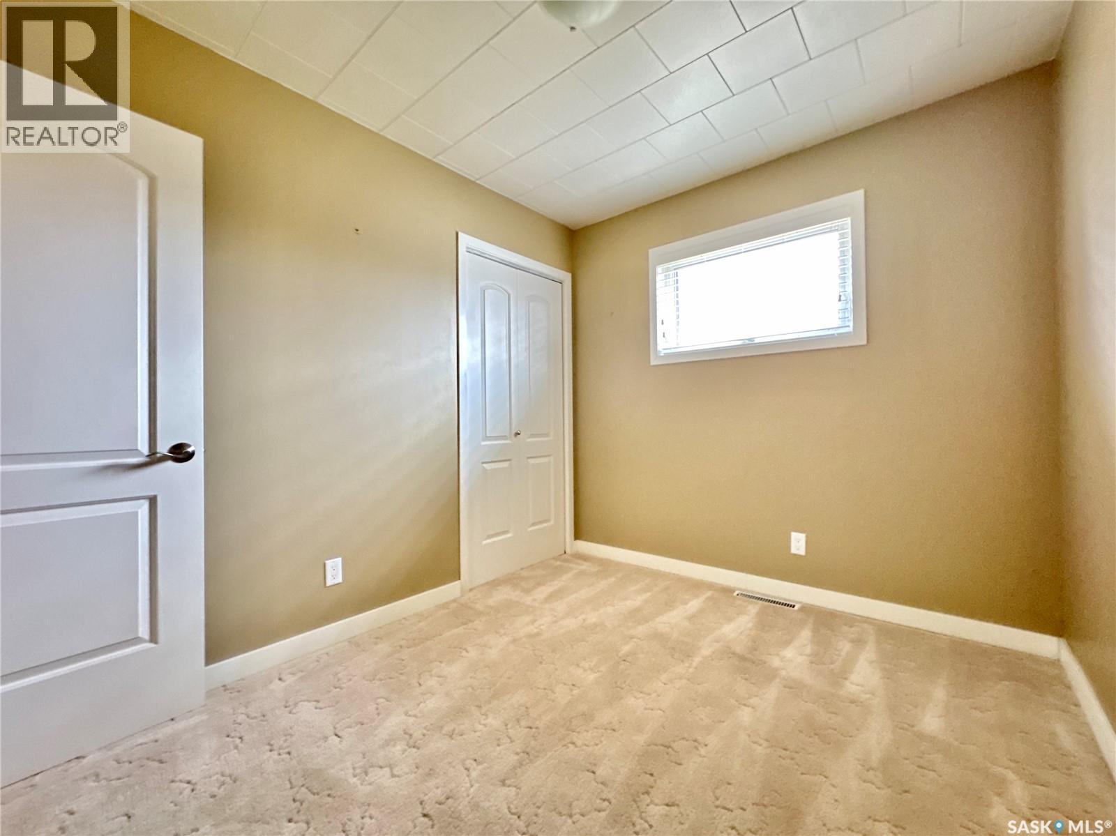 5 Crestwood Crescent, Yorkton, Saskatchewan  S3N 2P2 - Photo 13 - SK035677