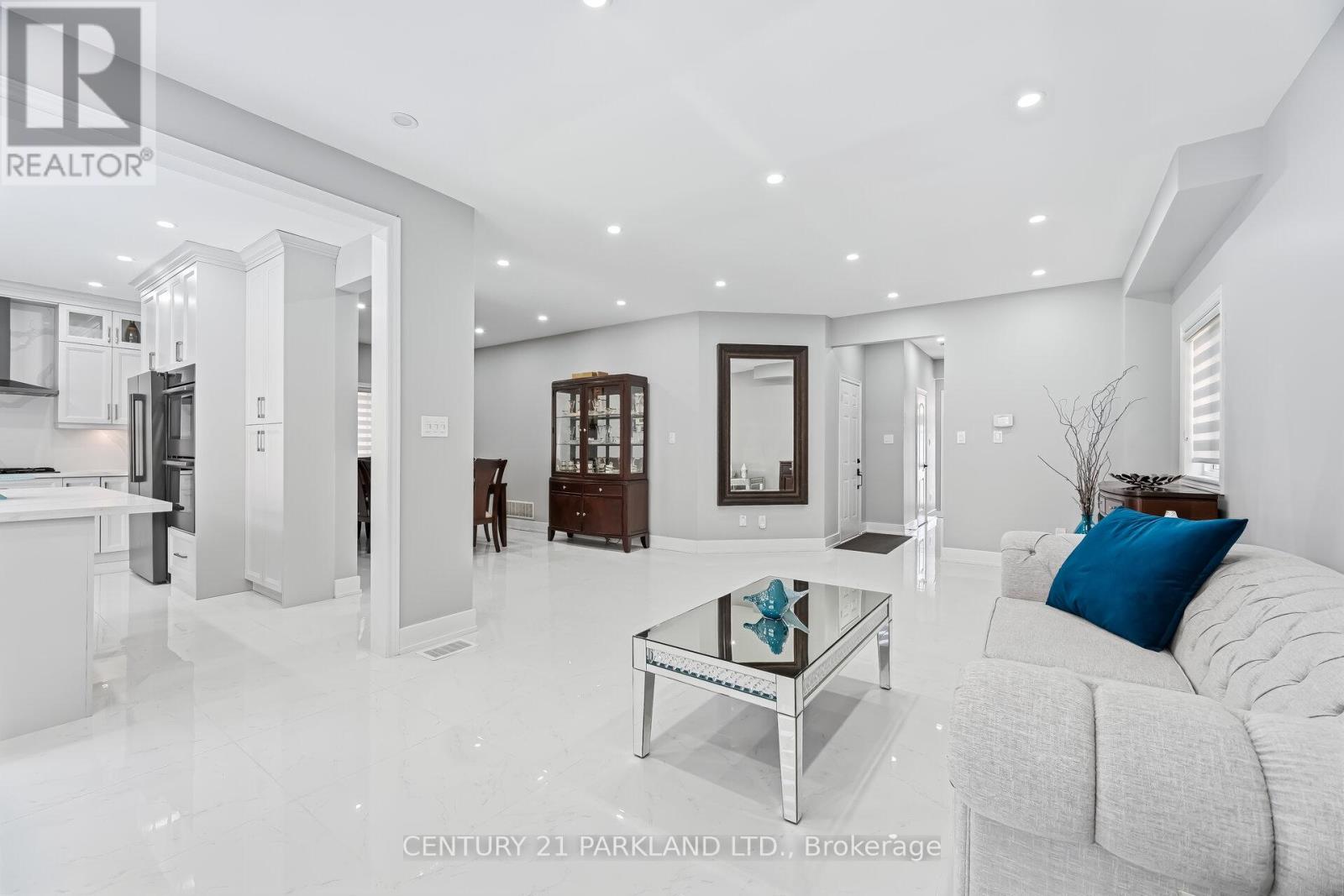 15 Jonas Millway, Whitchurch-Stouffville, Ontario  L4A 0M4 - Photo 6 - N12970206