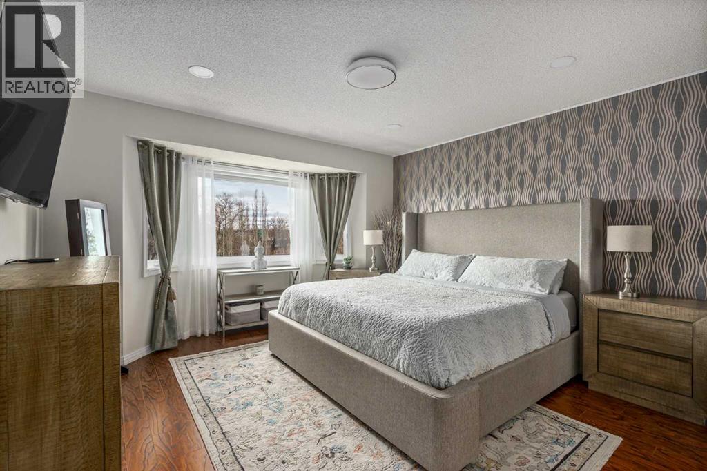 220 Douglas Glen Bay Se, Calgary, Alberta  T2Z 2M9 - Photo 16 - A2297250