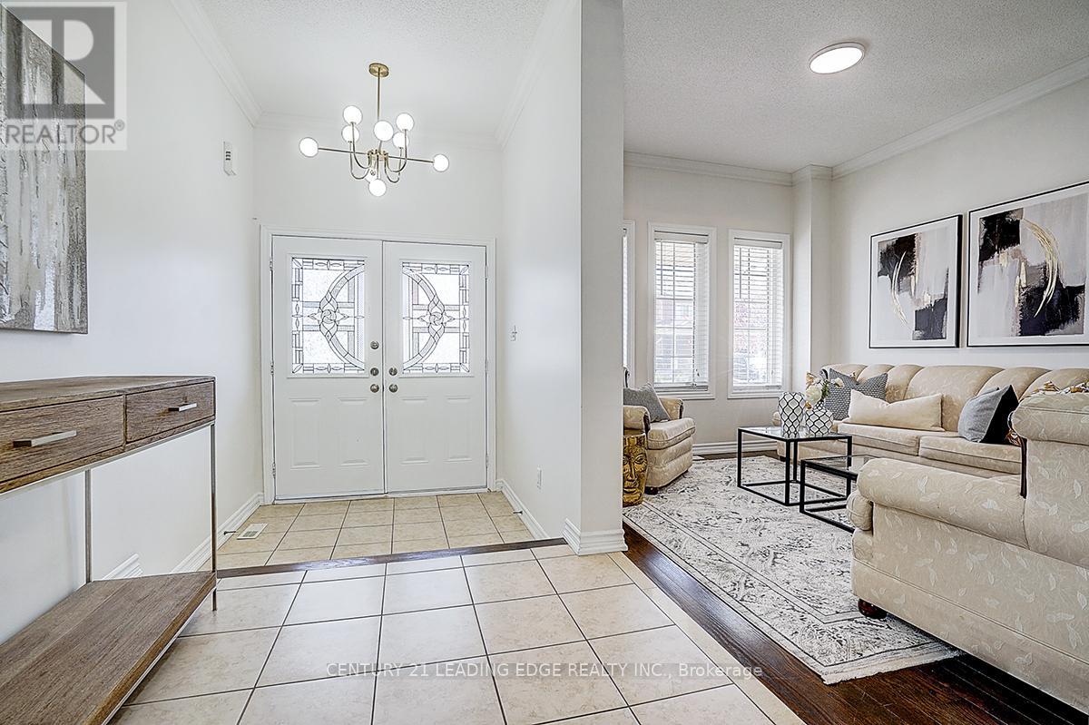 22 Pelister Drive, Markham, Ontario  L6E 0M6 - Photo 5 - N13117760