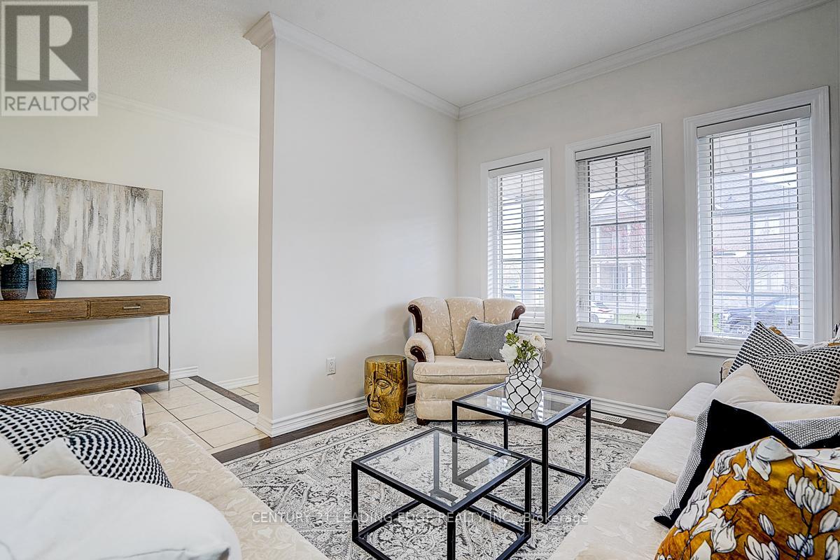 22 Pelister Drive, Markham, Ontario  L6E 0M6 - Photo 7 - N13117760
