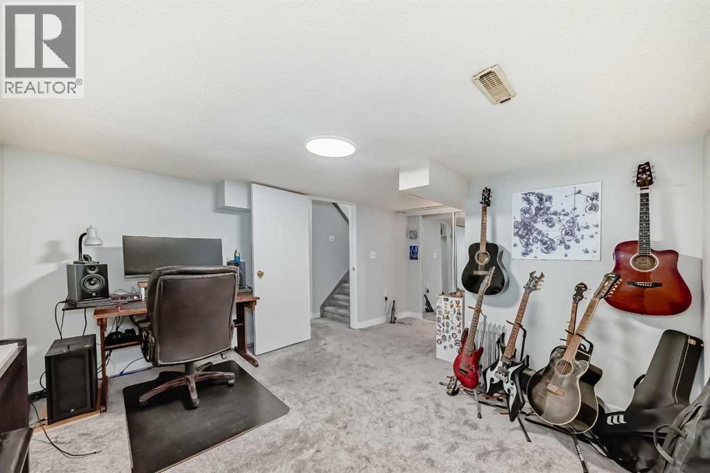 3315 Catalina Boulevard Ne, Calgary, Alberta  T1Y 6T8 - Photo 30 - A2299908