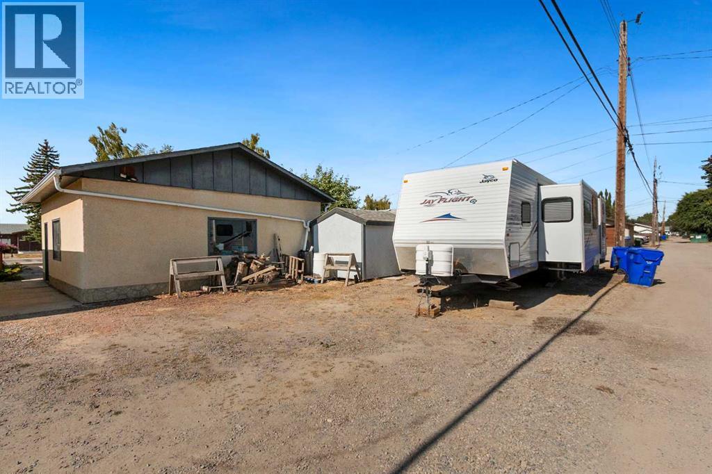 4417 55 Avenue, Olds, Alberta  T4H 1B9 - Photo 38 - A2308186