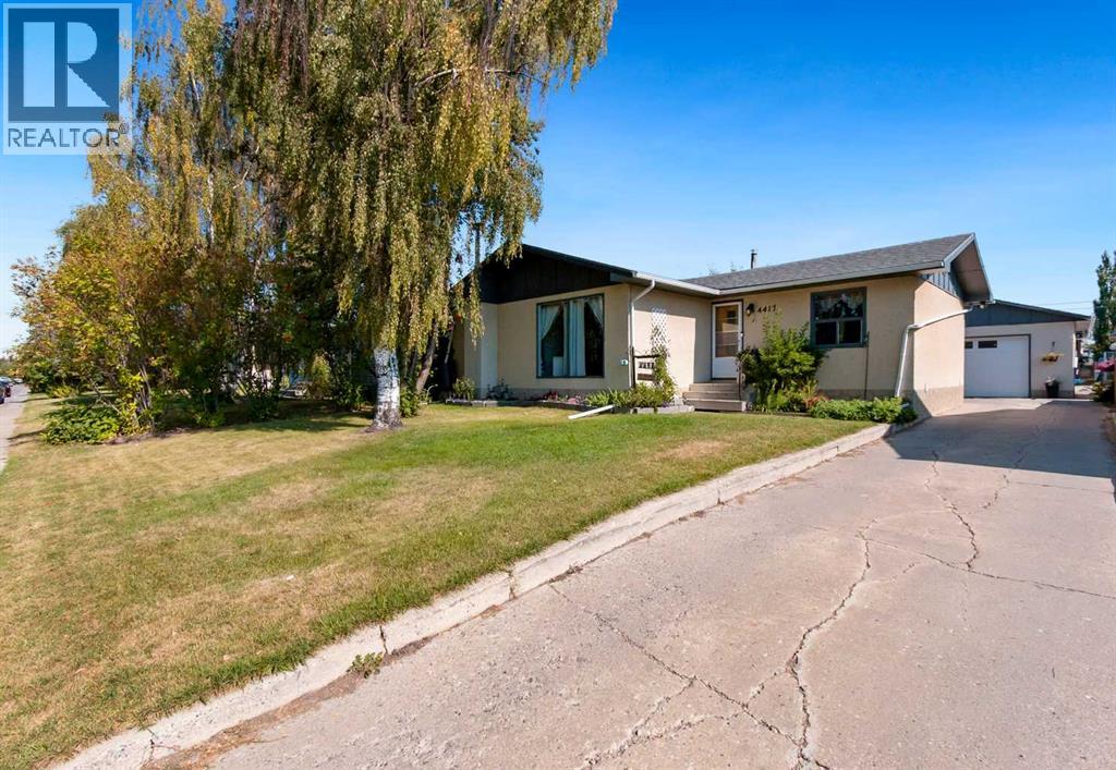 4417 55 Avenue, Olds, Alberta  T4H 1B9 - Photo 2 - A2308186