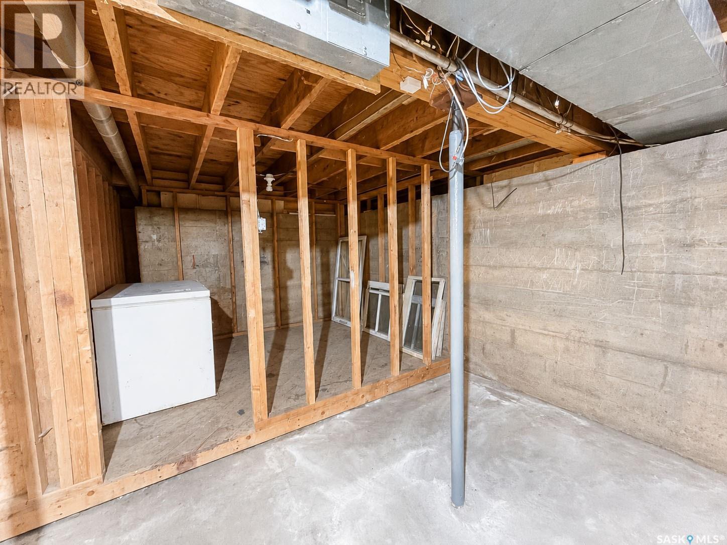 1915 15th Street W, Prince Albert, Saskatchewan  S6V 3V1 - Photo 12 - SK035737