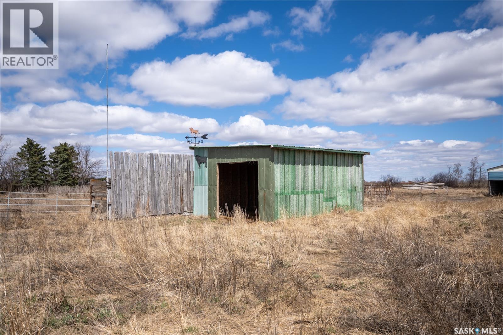 Neudorf Farm - Nw 20-20-07 W2, Mcleod Rm No. 185, Saskatchewan  S0A 0C2 - Photo 58 - SK035579
