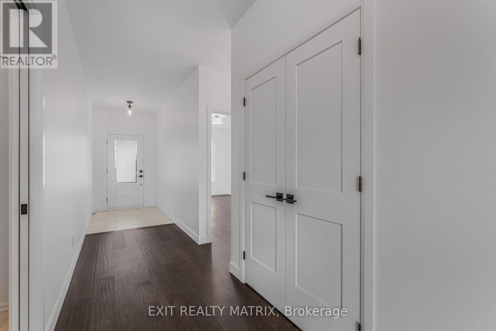31 Machabee Street, The Nation, Ontario  K0A 3C0 - Photo 2 - X13118576