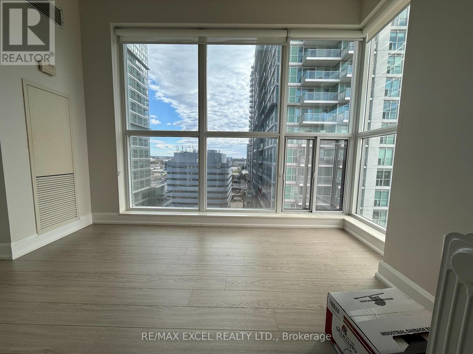 1207 - 60 Town Centre Court, Toronto, Ontario  M1P 4Y7 - Photo 17 - E13006320