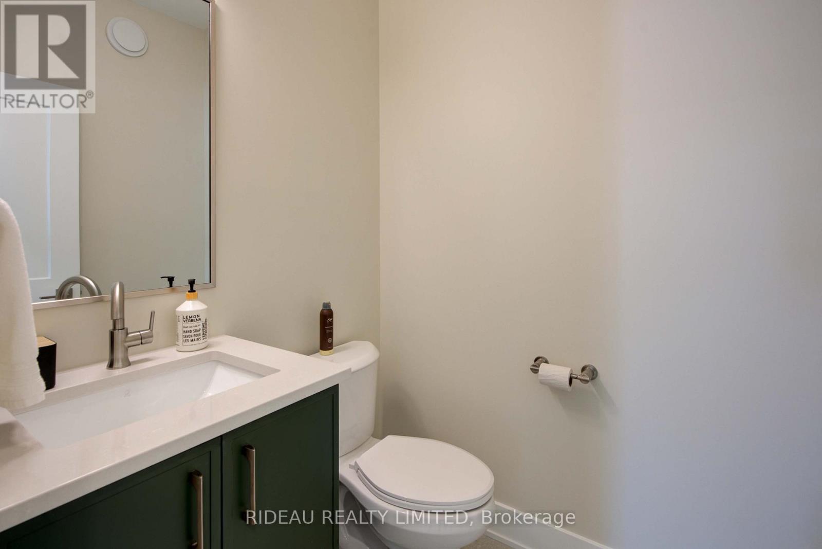 122 Shelter Cove Drive, Westport, Ontario  K0G 1X0 - Photo 23 - X12272388