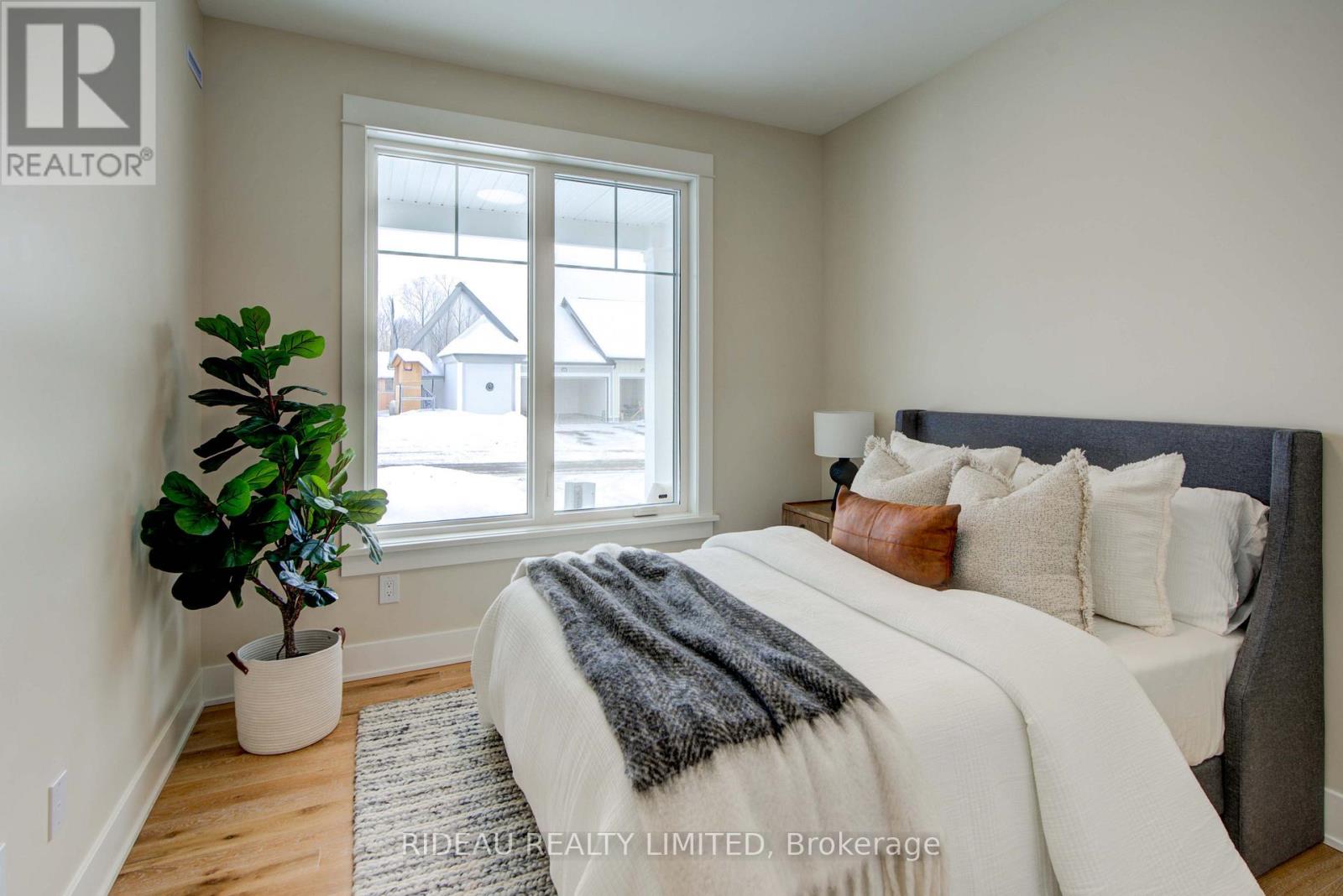 122 Shelter Cove Drive, Westport, Ontario  K0G 1X0 - Photo 24 - X12272388