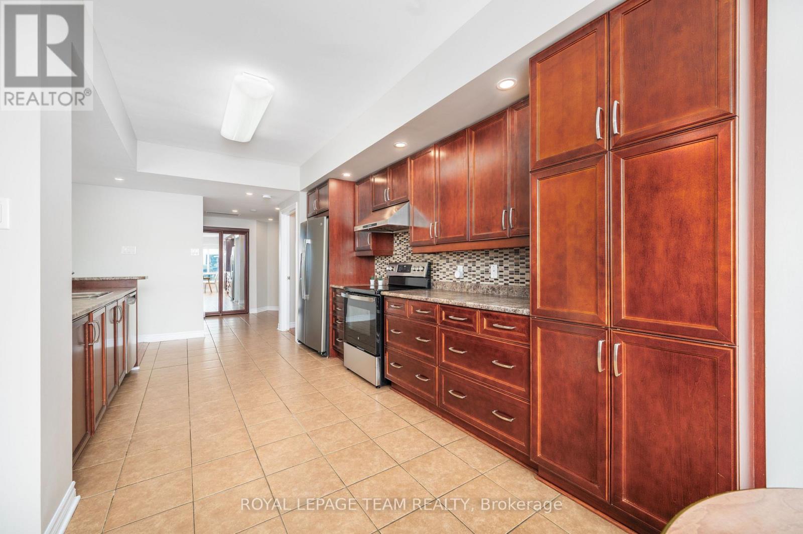 1704 - 200 Rideau Street, Ottawa, Ontario  K1N 5Y1 - Photo 14 - X12766176