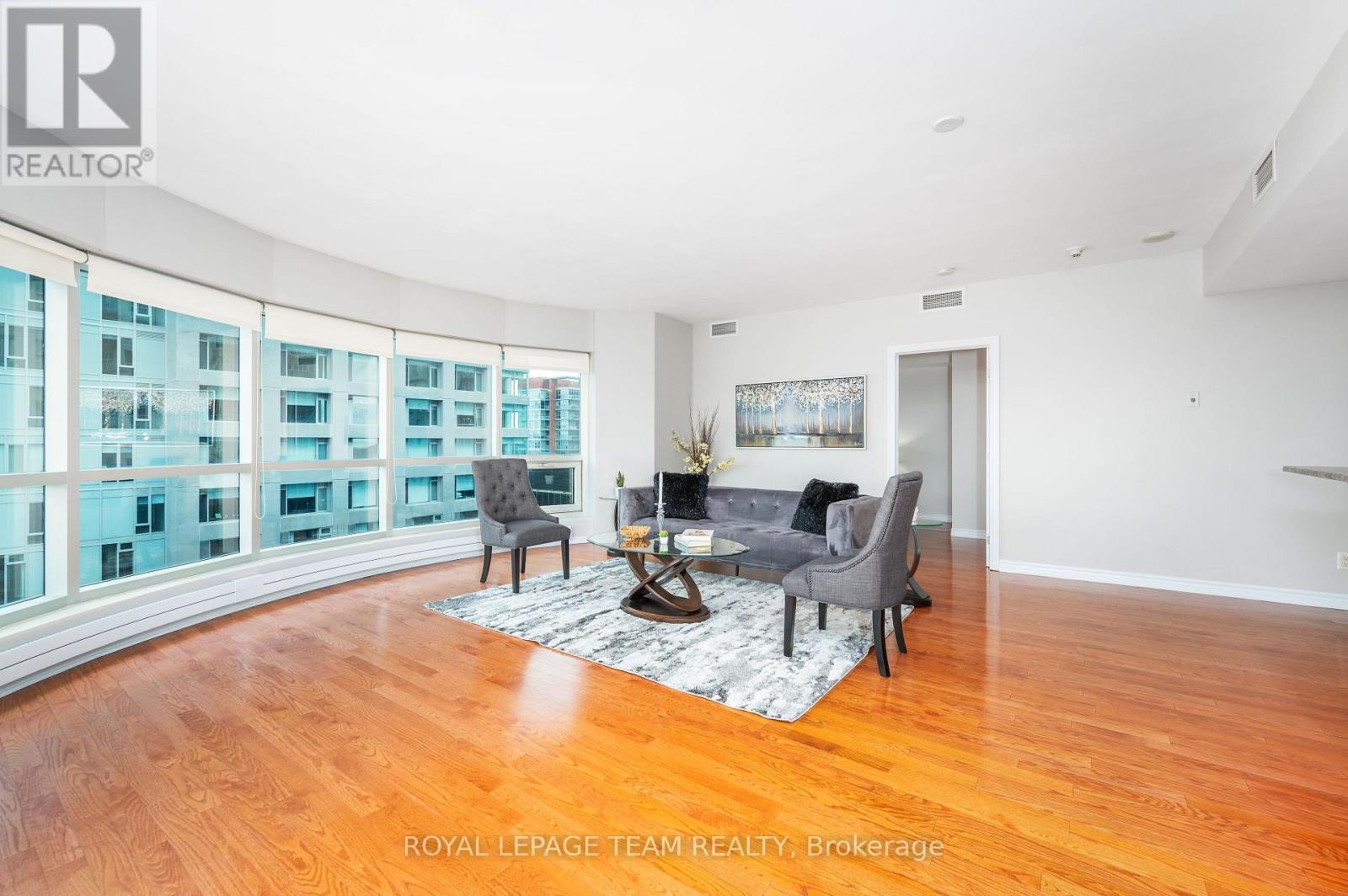 1704 - 200 Rideau Street, Ottawa, Ontario  K1N 5Y1 - Photo 7 - X12766176