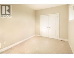 274 Summer Wood Drive, Kelowna, British Columbia  V1V 0C9 - Photo 49 - 10386997